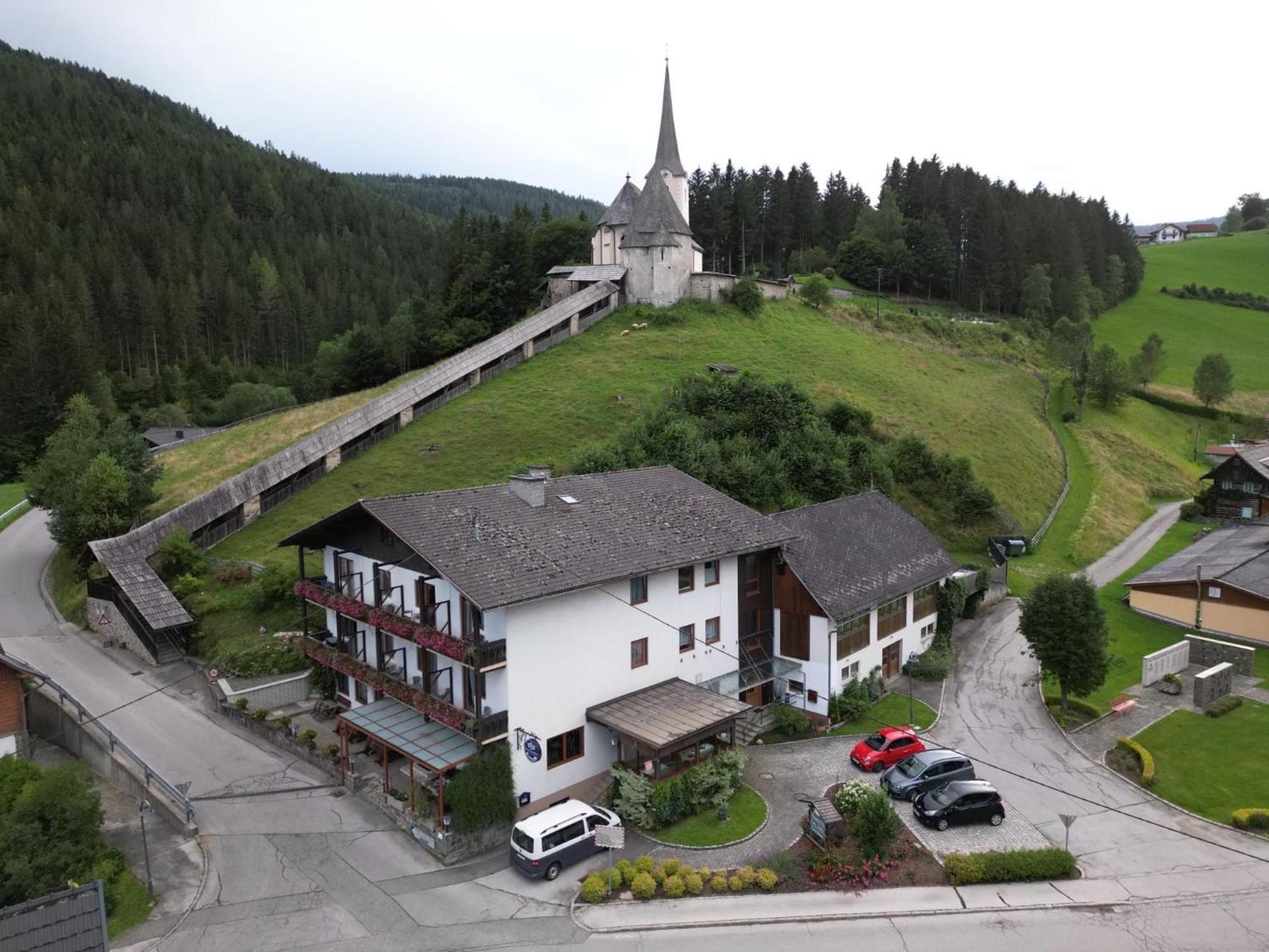 Moserwirt Pension Sankt Veit an der Glan Exterior photo
